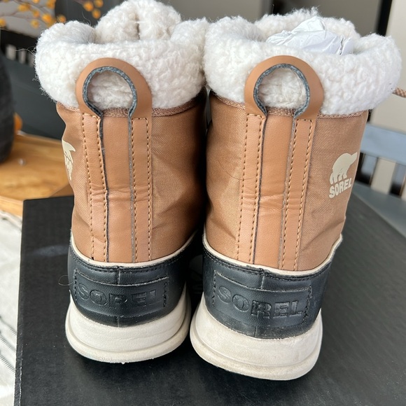 Sorel Tan Explorer Carnival Ankle High Boots - Picture 4 of 10